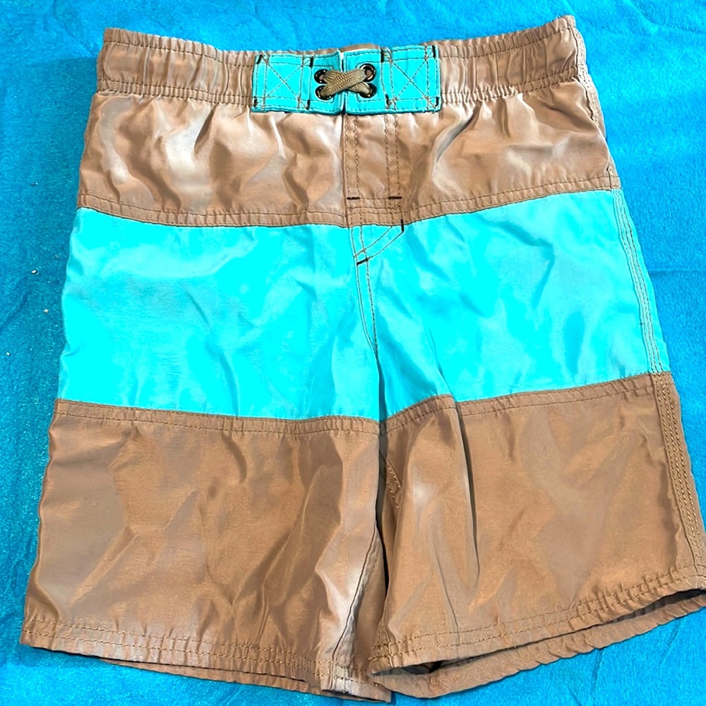Cherokee swim shorts boys size 6/7